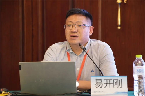 中国老教授协会编审委员会主办的第310届全国高校科研专题研讨会在青岛顺利举办9.png