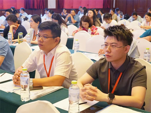 中国老教授协会编审委员会主办的第310届全国高校科研专题研讨会在青岛顺利举办6.png